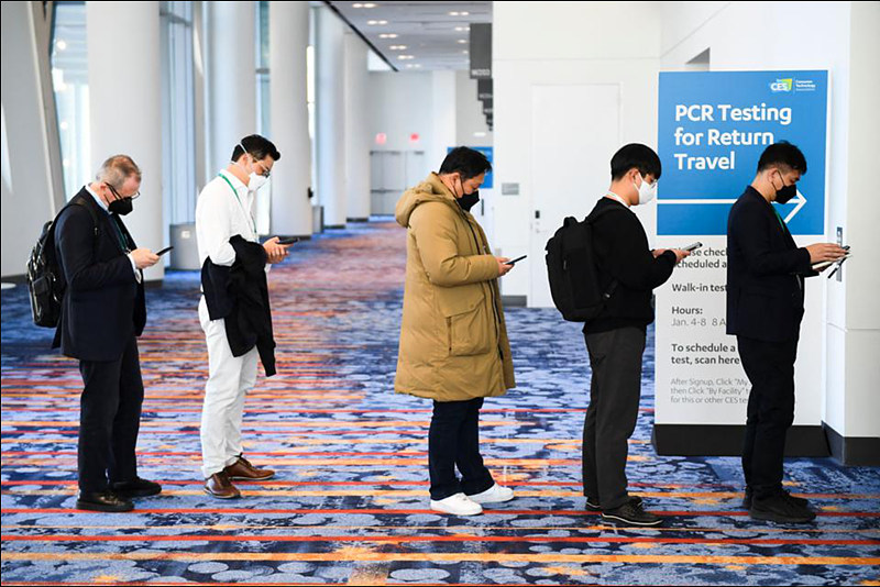 그림 9. CES 2022 참석자들을 위한 PCR 검사소 / 출처 : Forbes