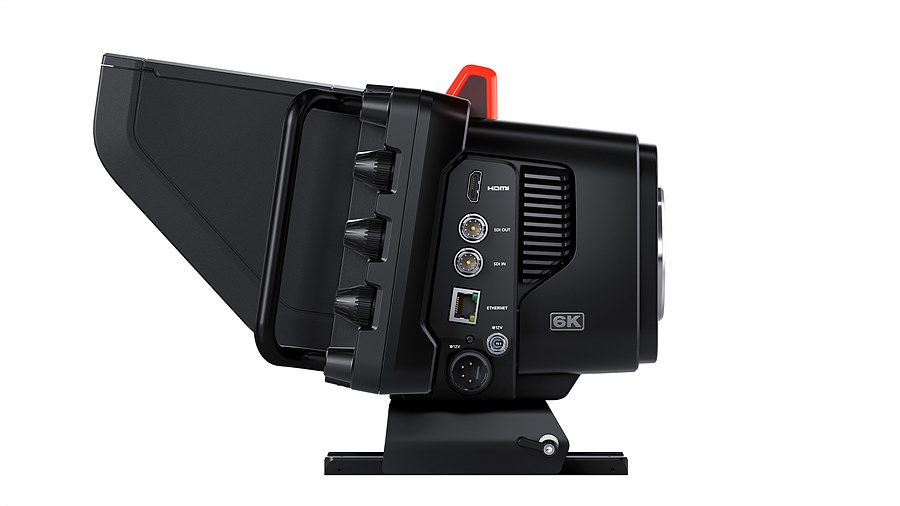 Blackmagic-Studio-Camera-6K-Pro-Left